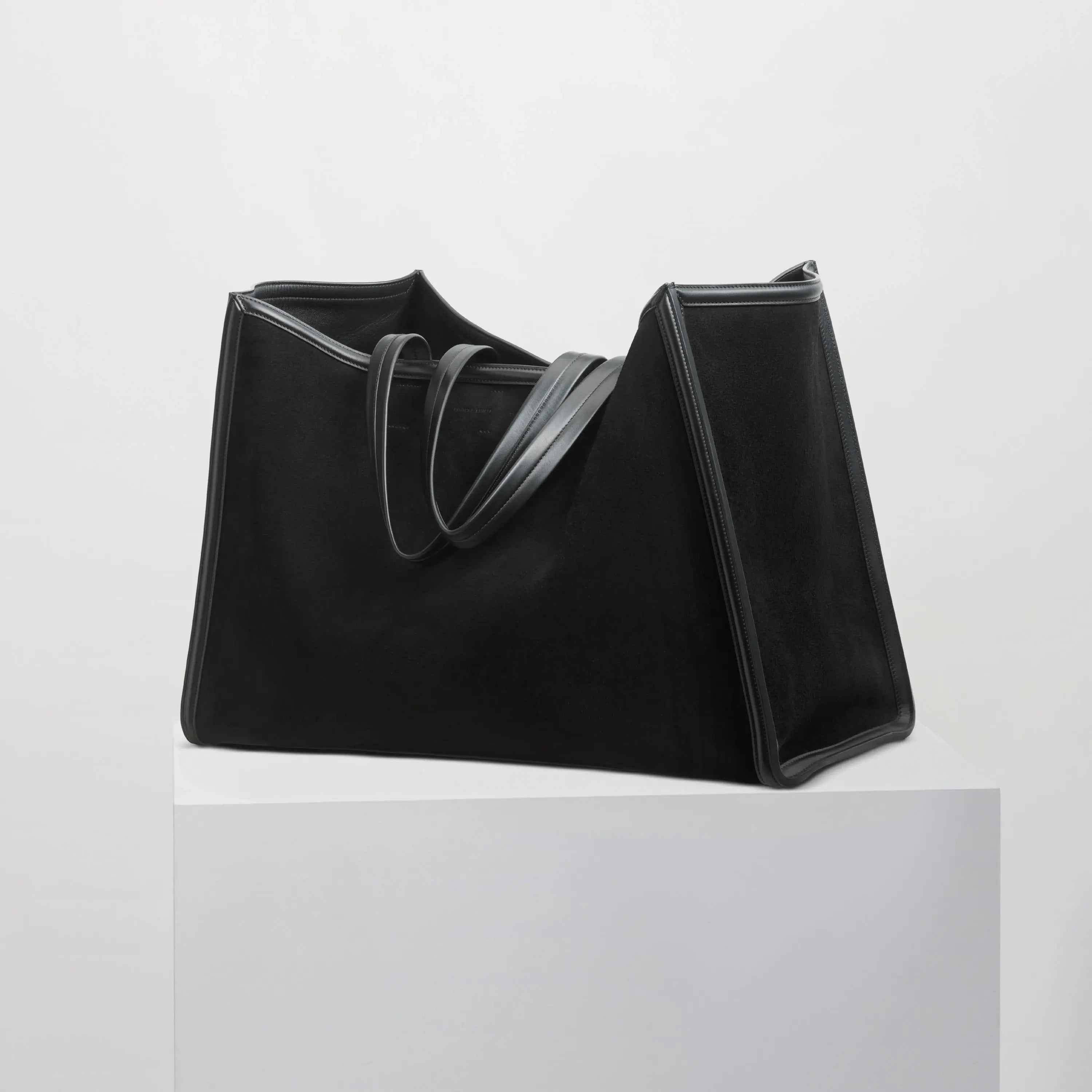 XL CABAS | black suede leather