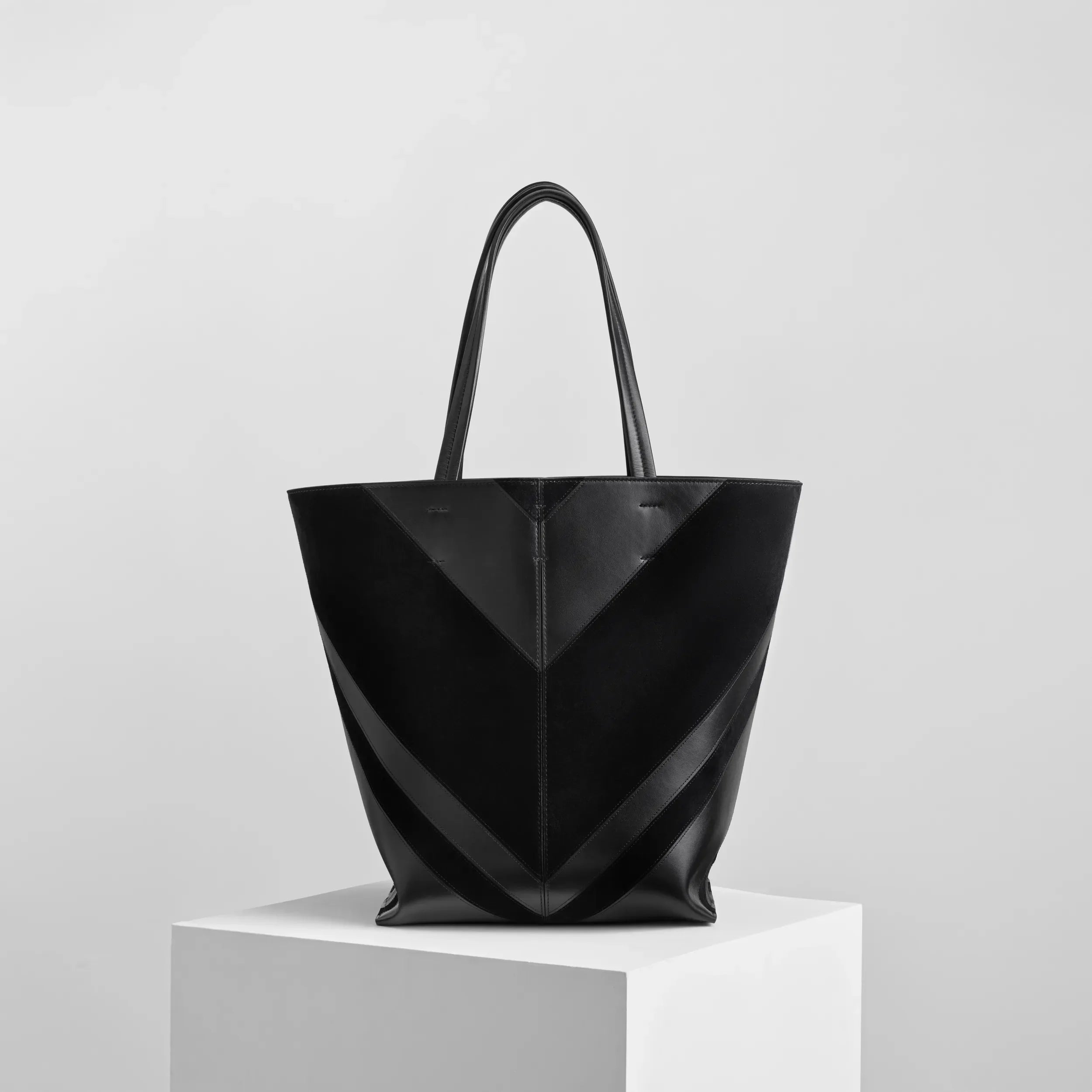 POT CABAS | black suede leather