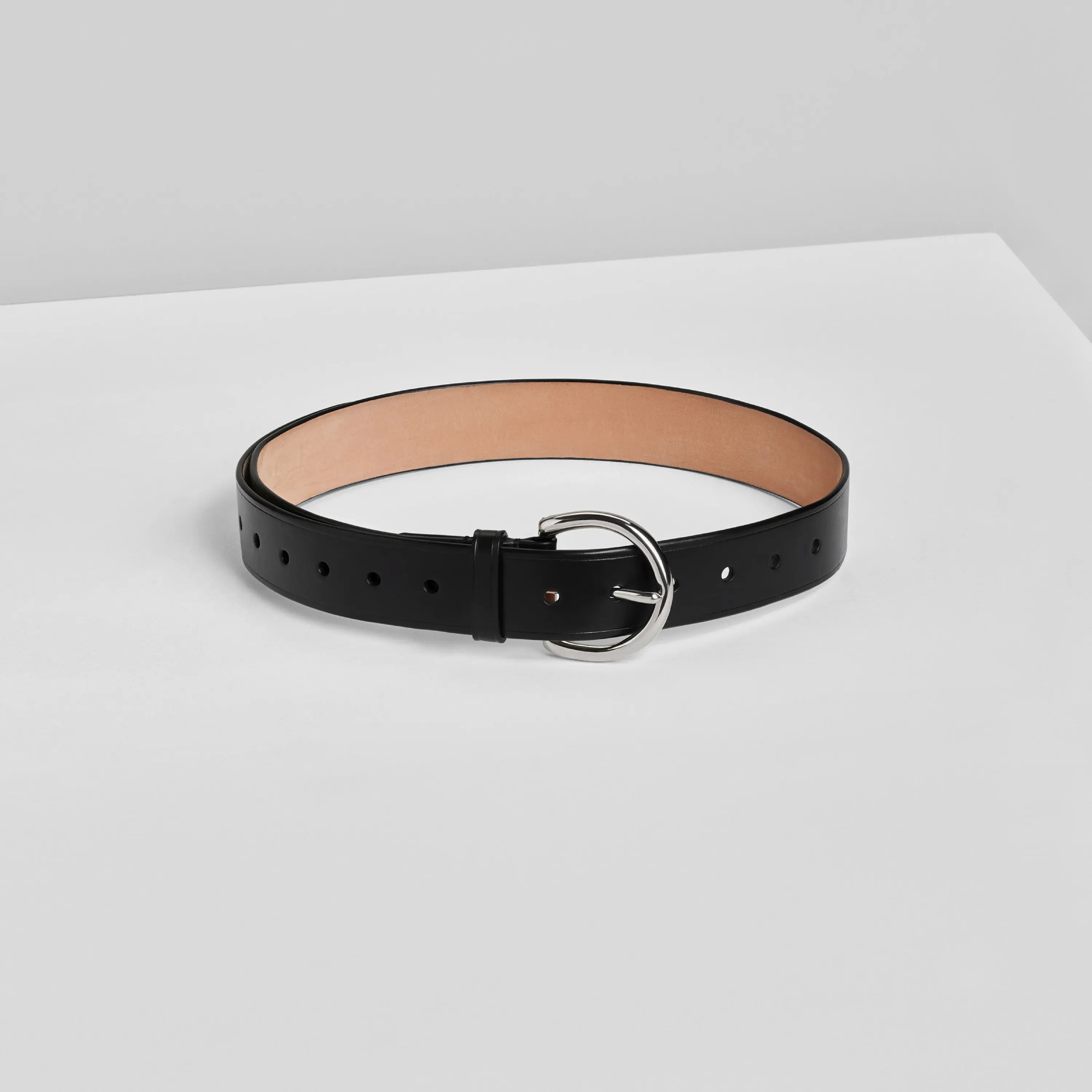 ROUND BUCKLE BELT 40MM | black leather with silver