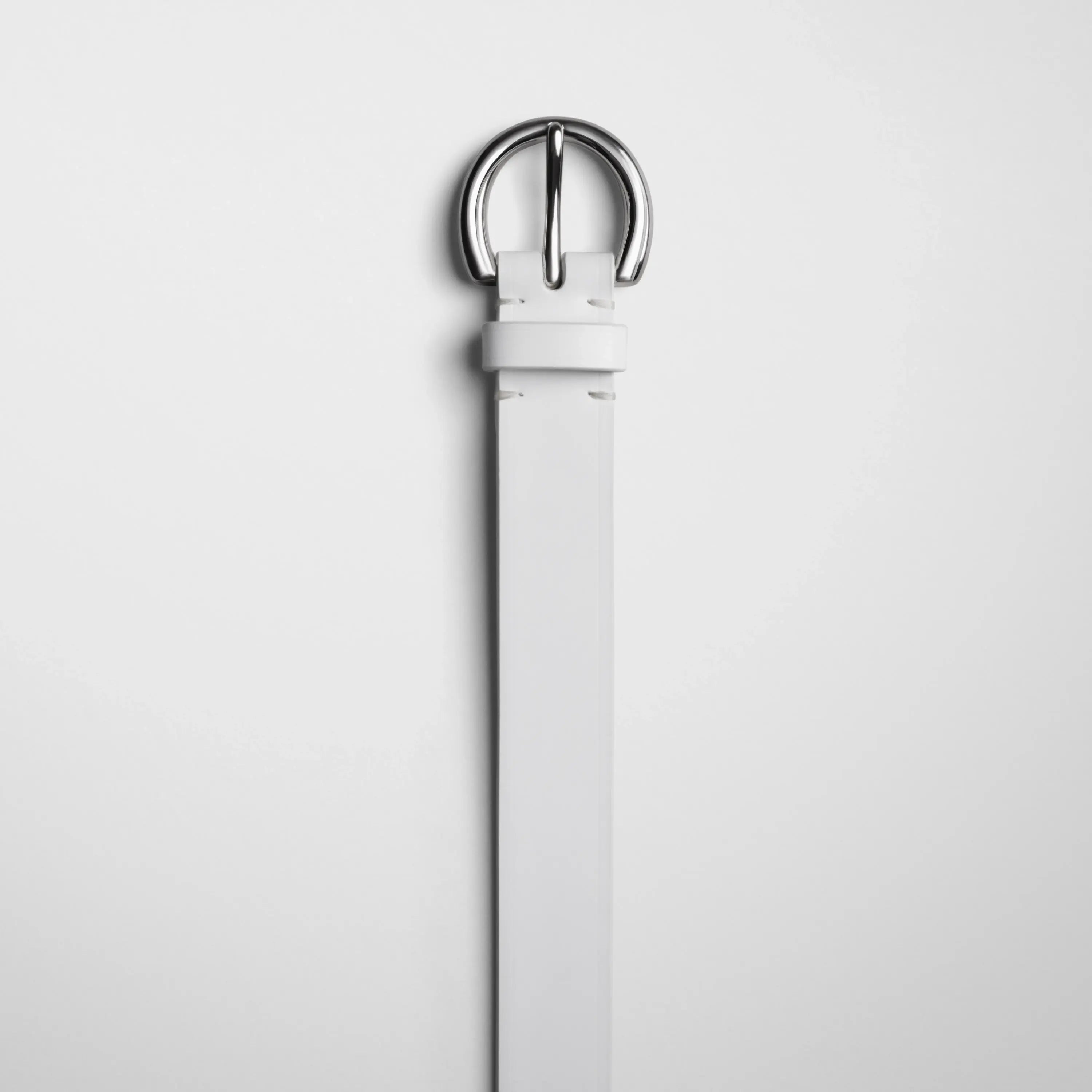 ROUND BUCKLE BELT 25MM | white leather