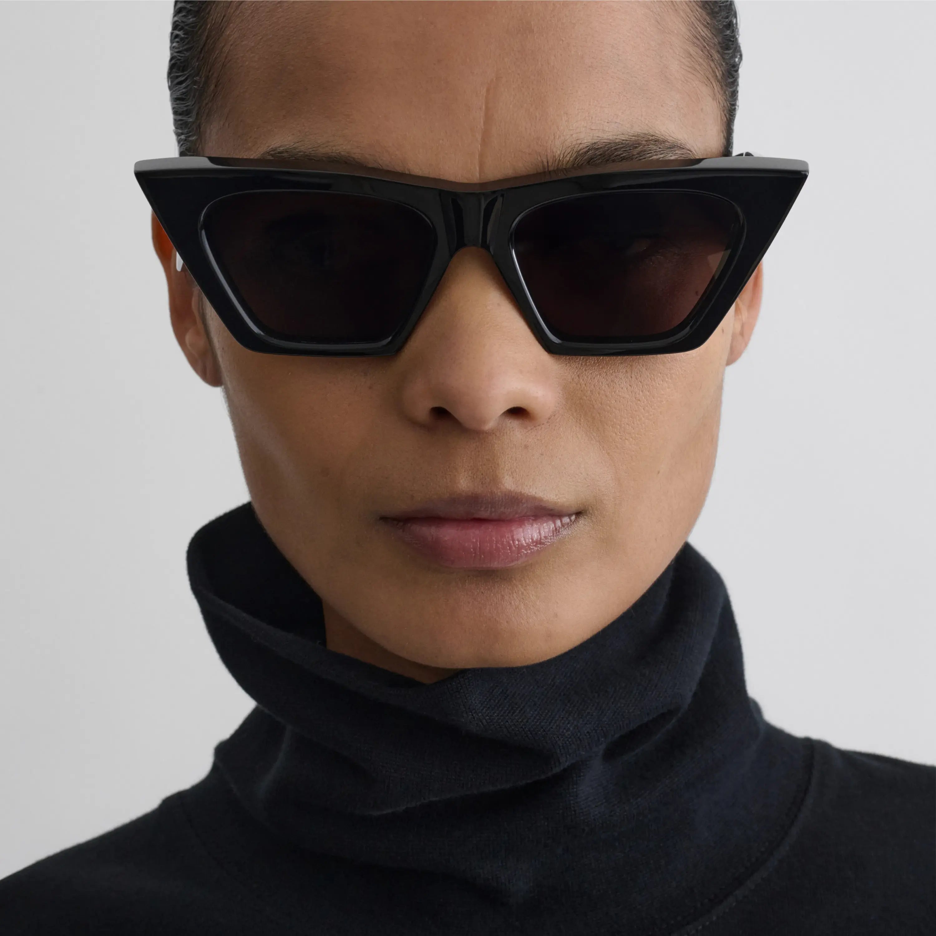 PEAK SUNGLASSES | black acetate