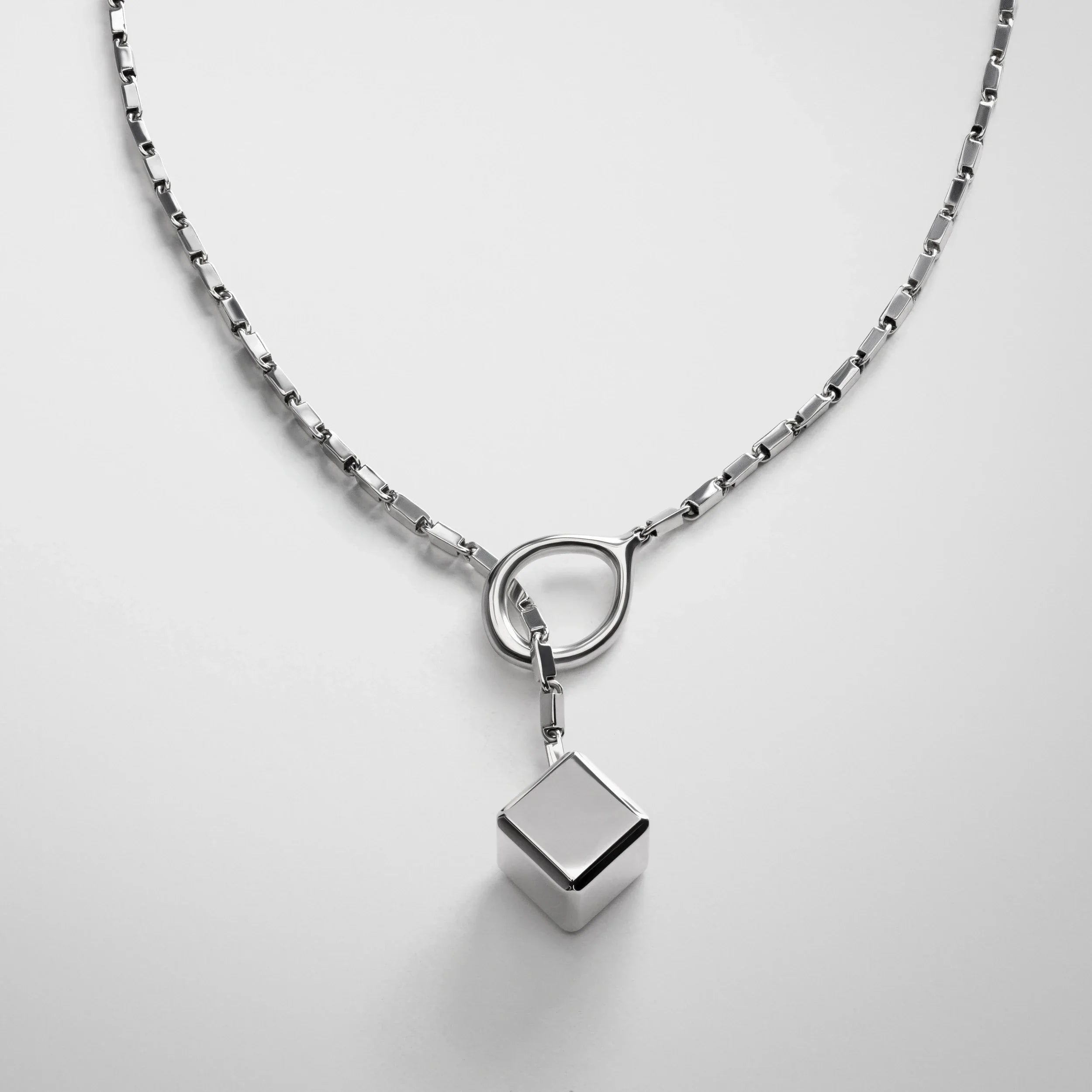 HOOP TIE PENDANT | sterling silver
