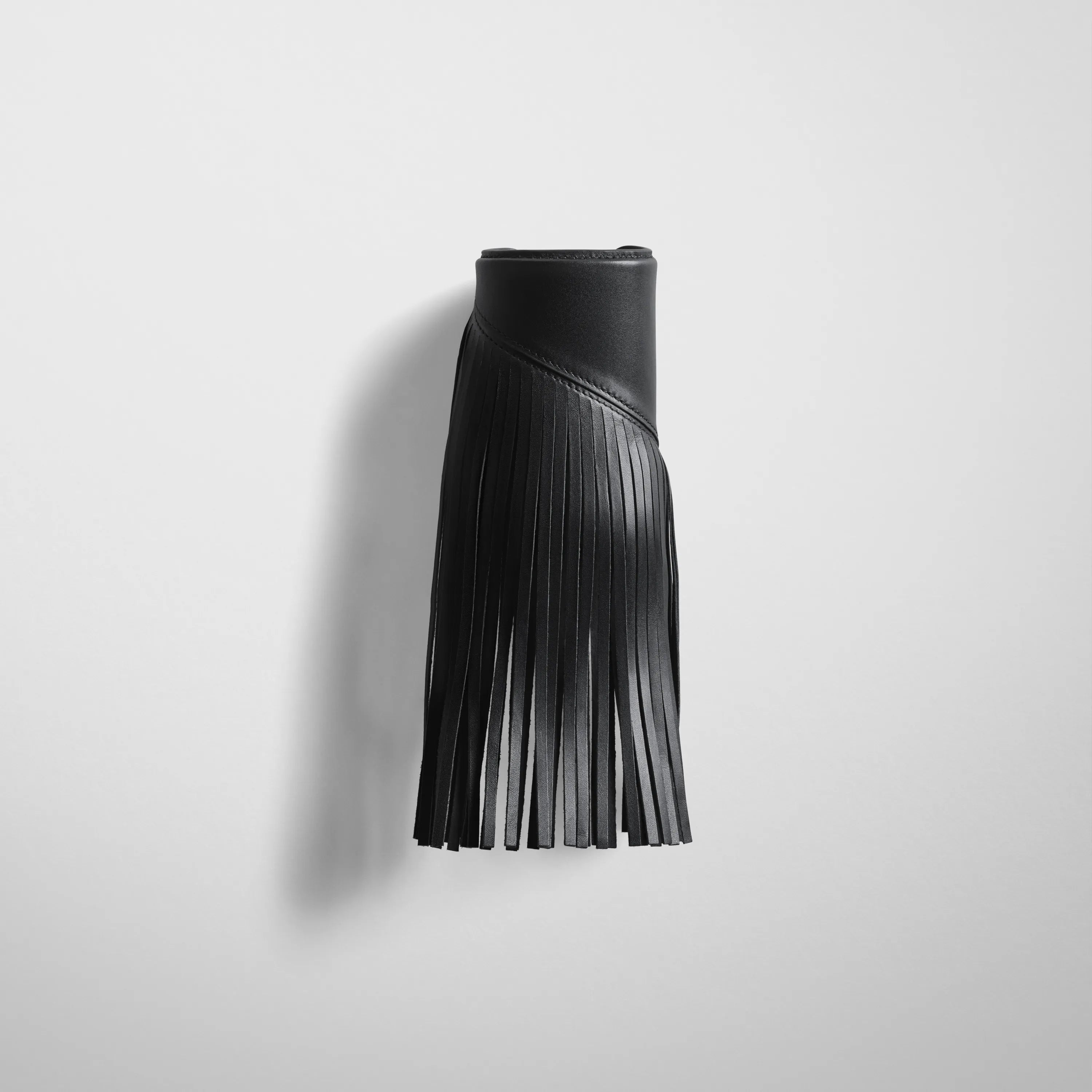 FRINGE CUFF | black leather