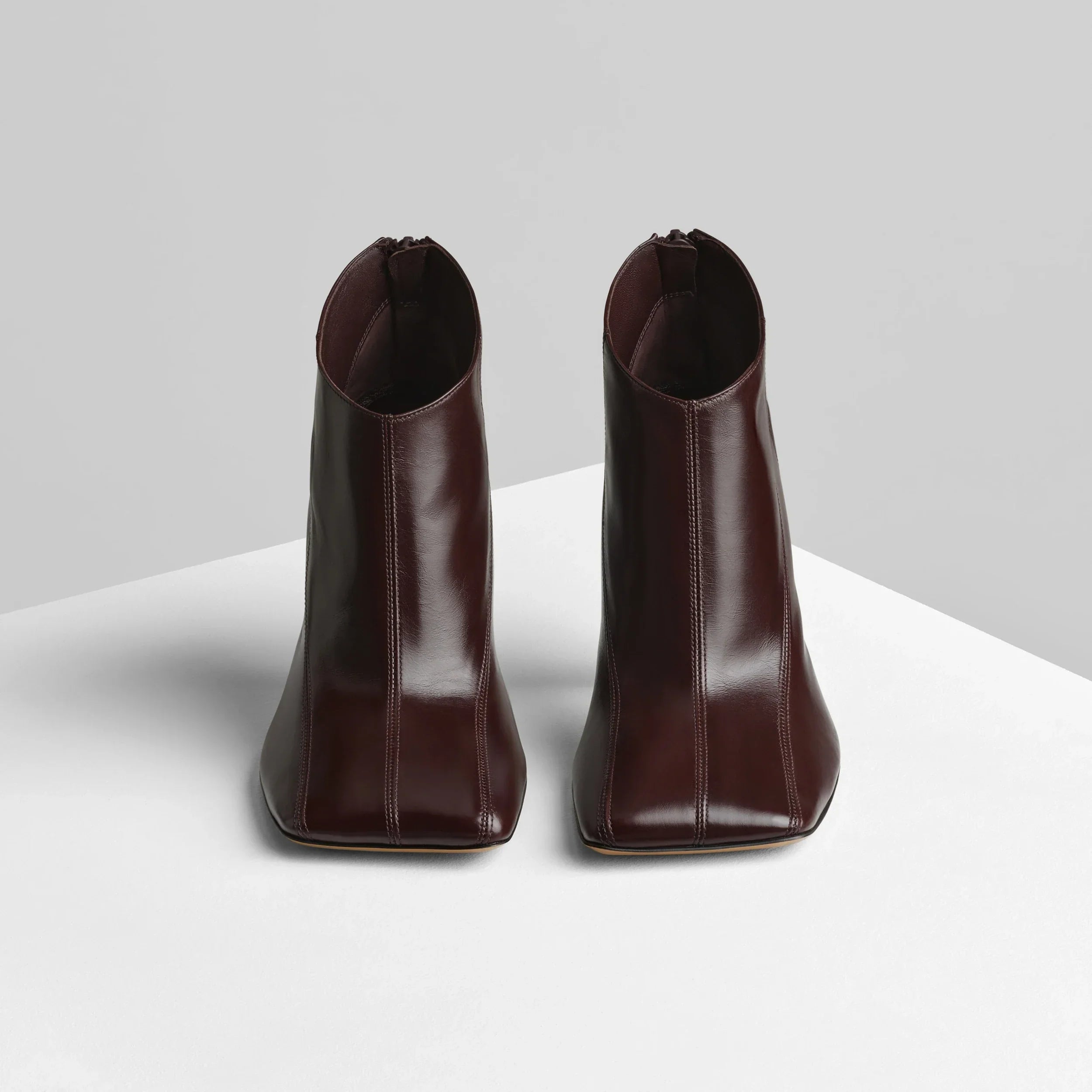 TILT ANKLE BOOT | oxblood leather