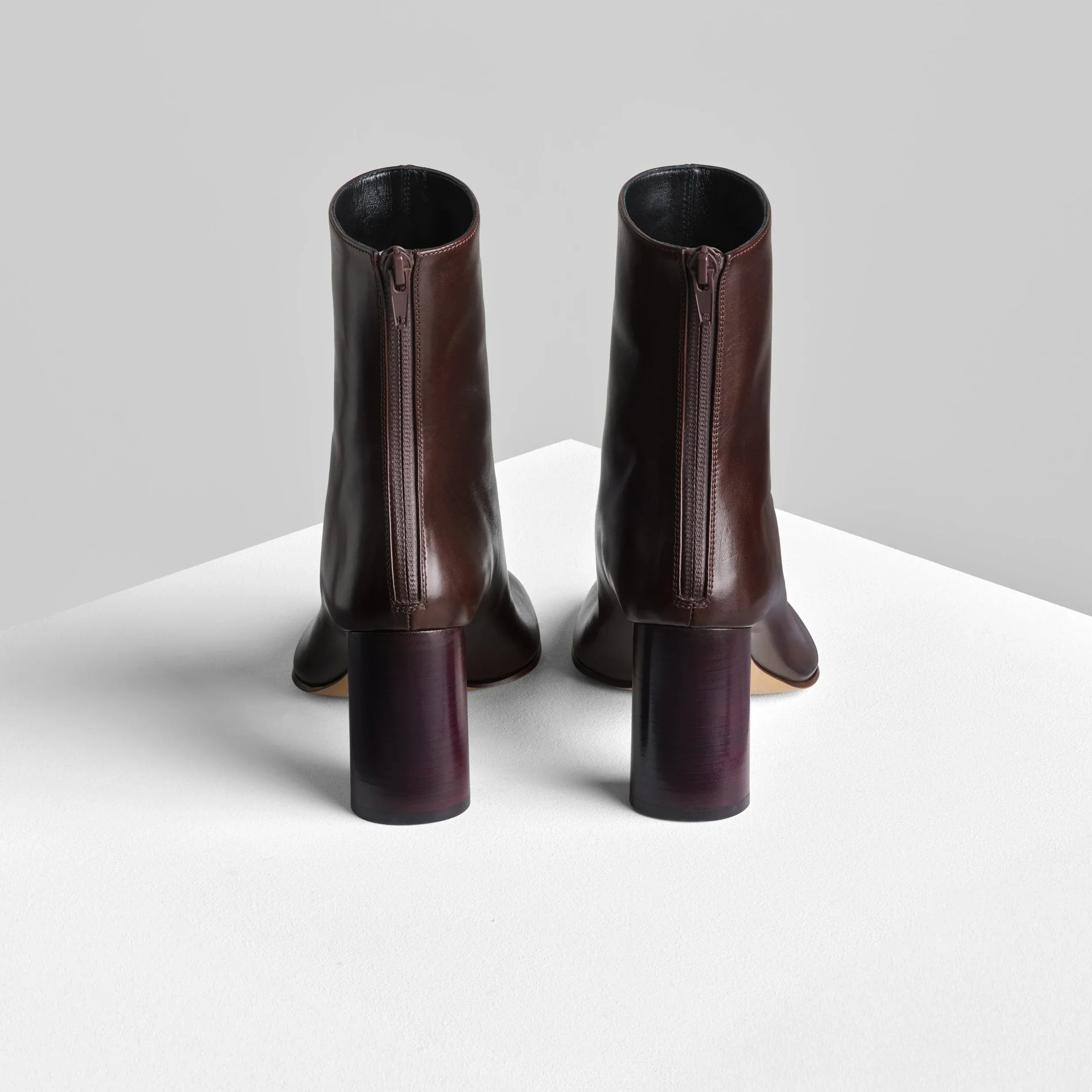 TUG ANKLE BOOT | plum brown leather