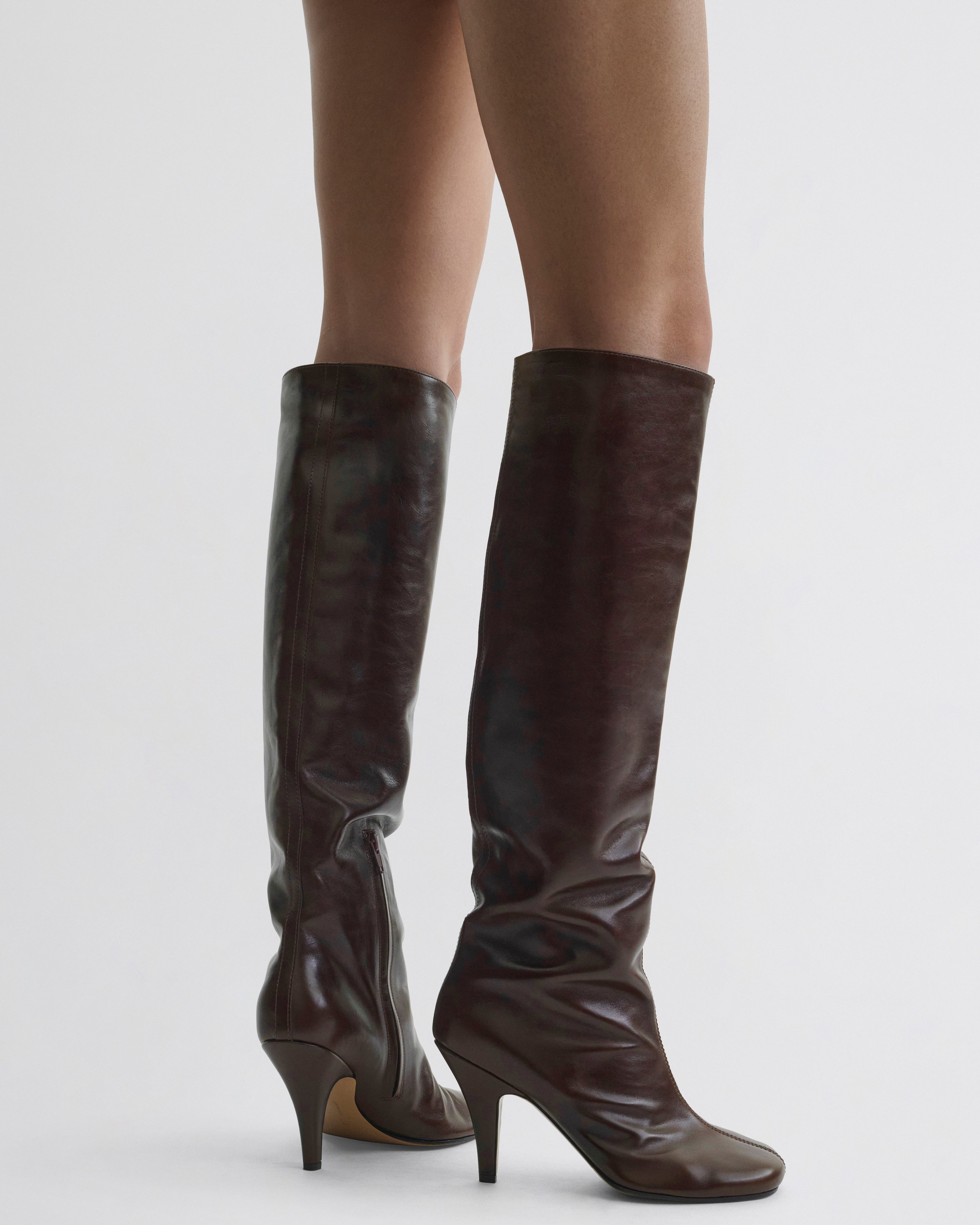 KNEE-HIGH BOOT | oxblood leather