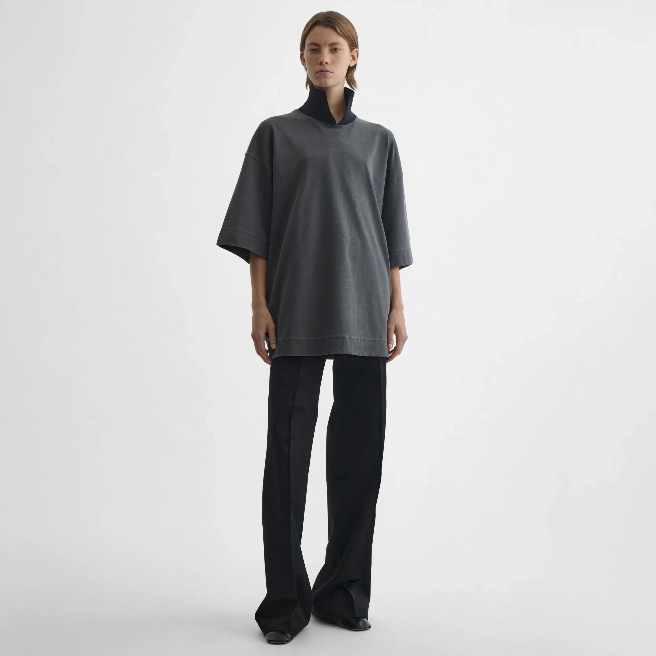 CUT COLLAR T-SHIRT | washed black cotton