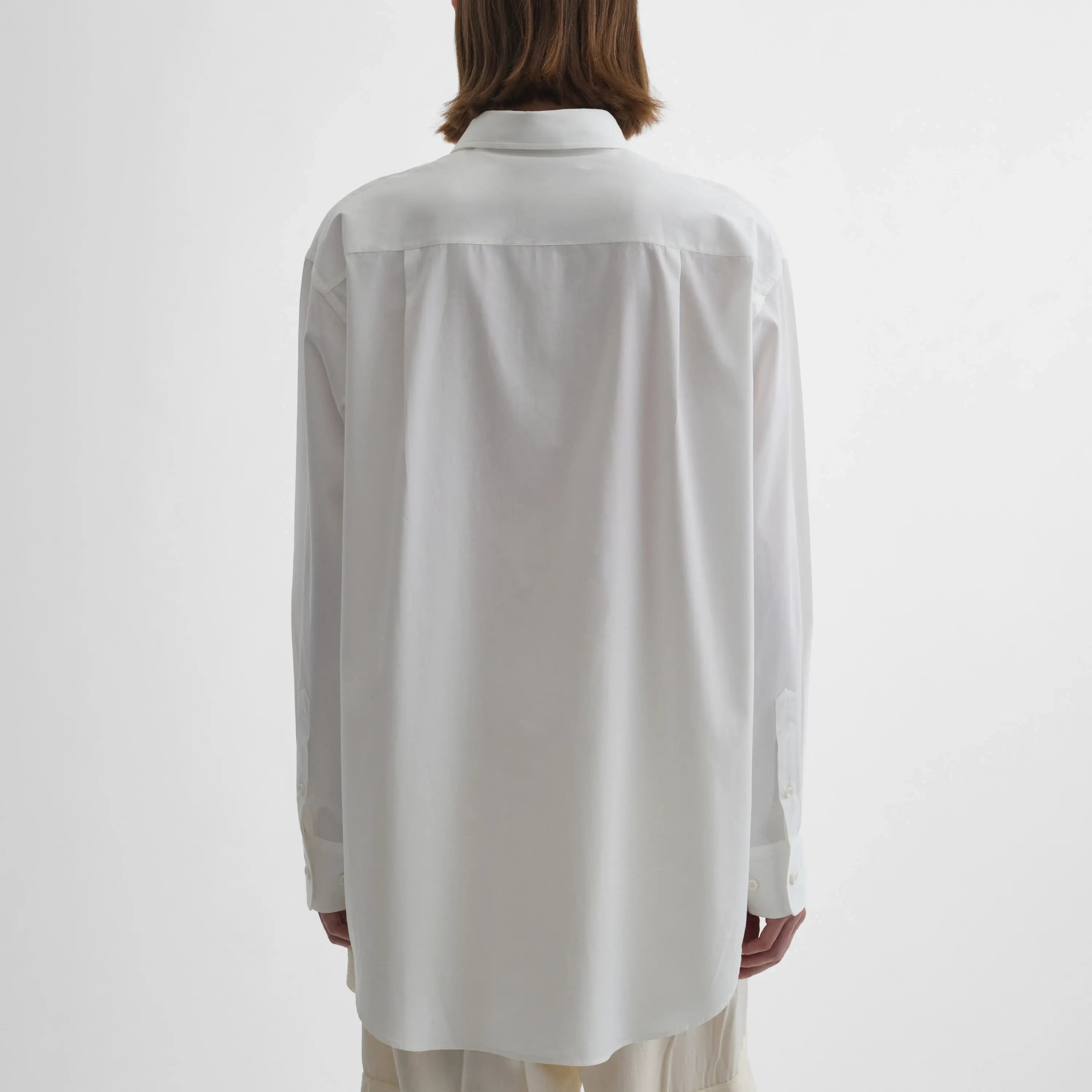 SHARP COLLAR SHIRT | white cotton