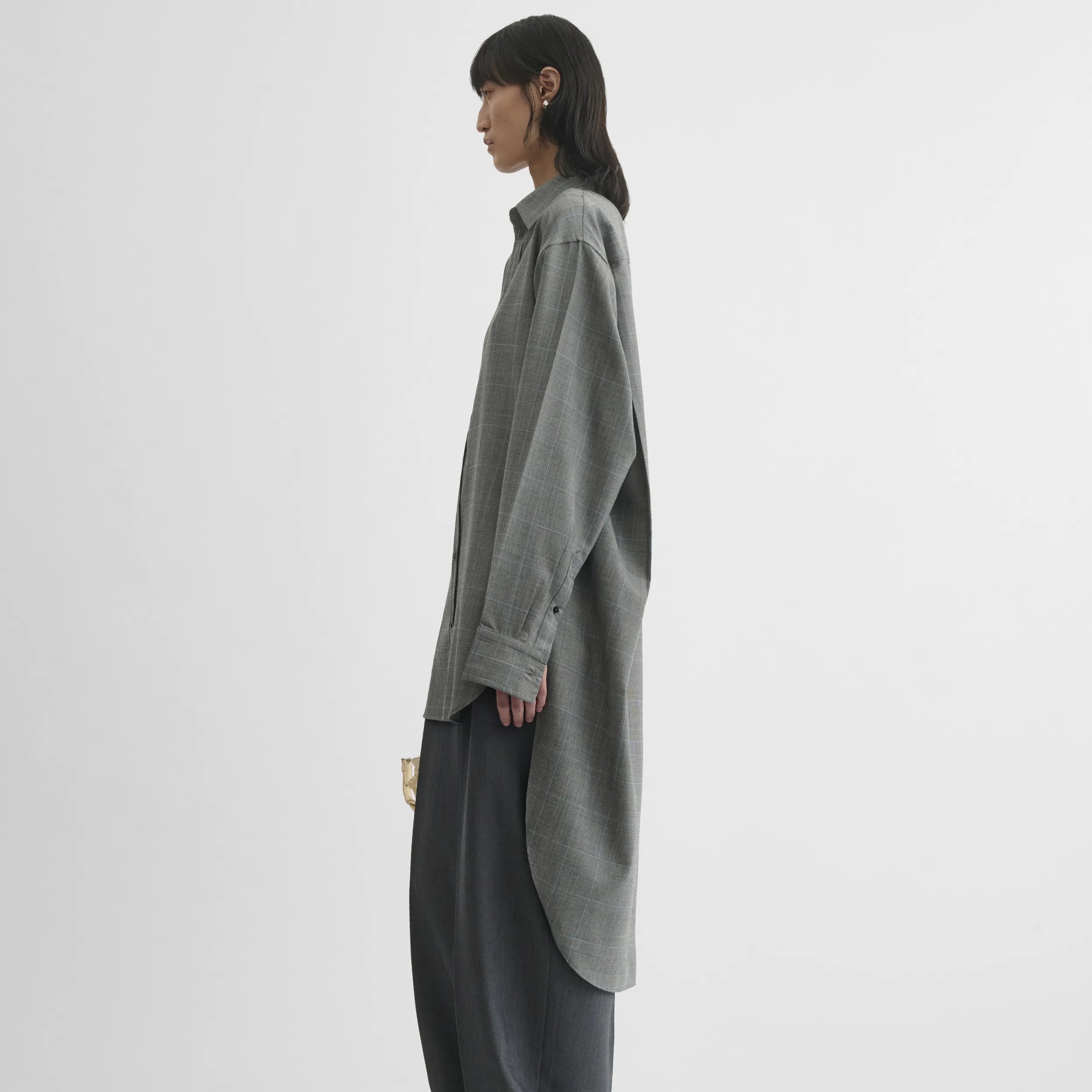 ELONGATED SHIRT | black-blue wool