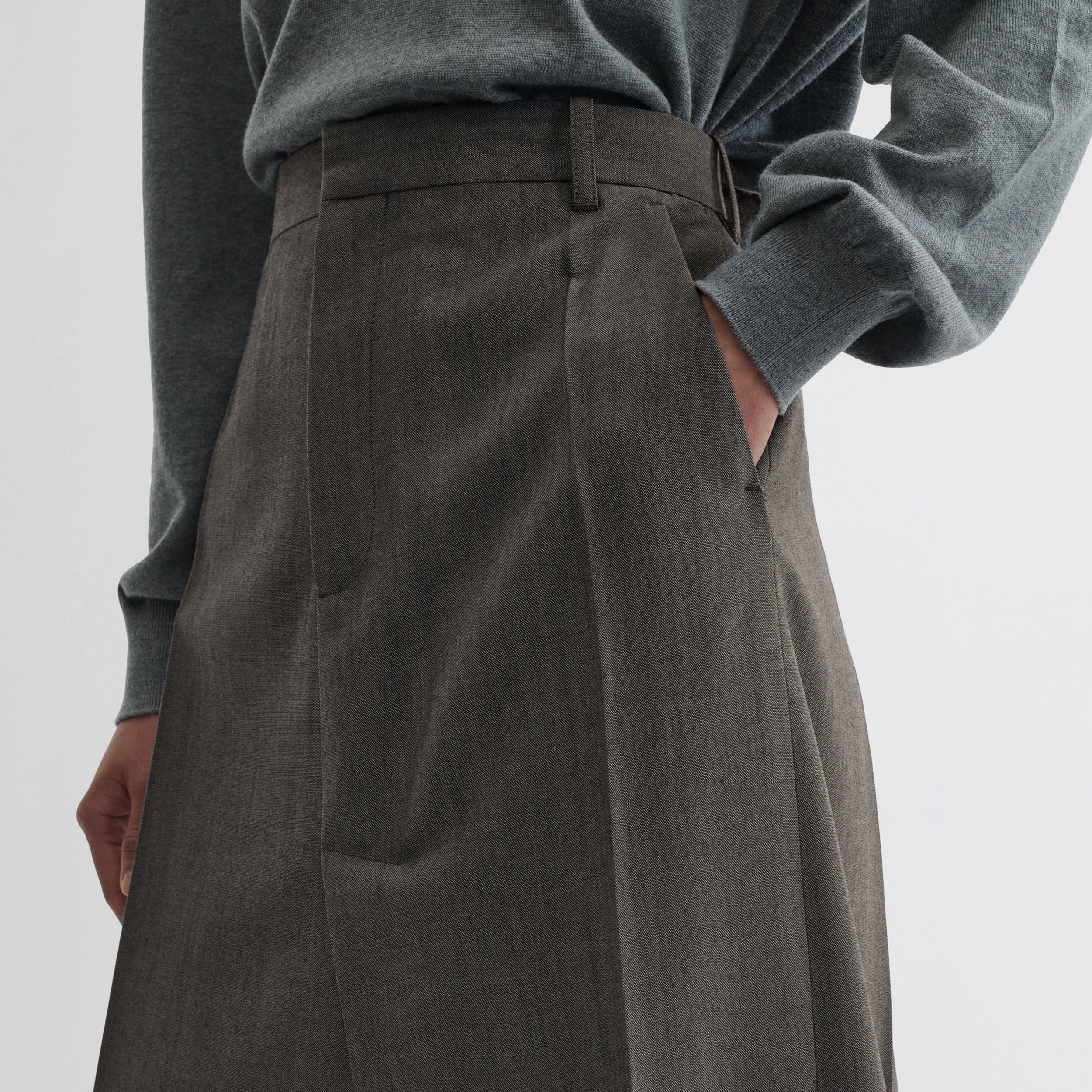 DOUBLE SLIT TAILORED SKIRT | dark taupe wool