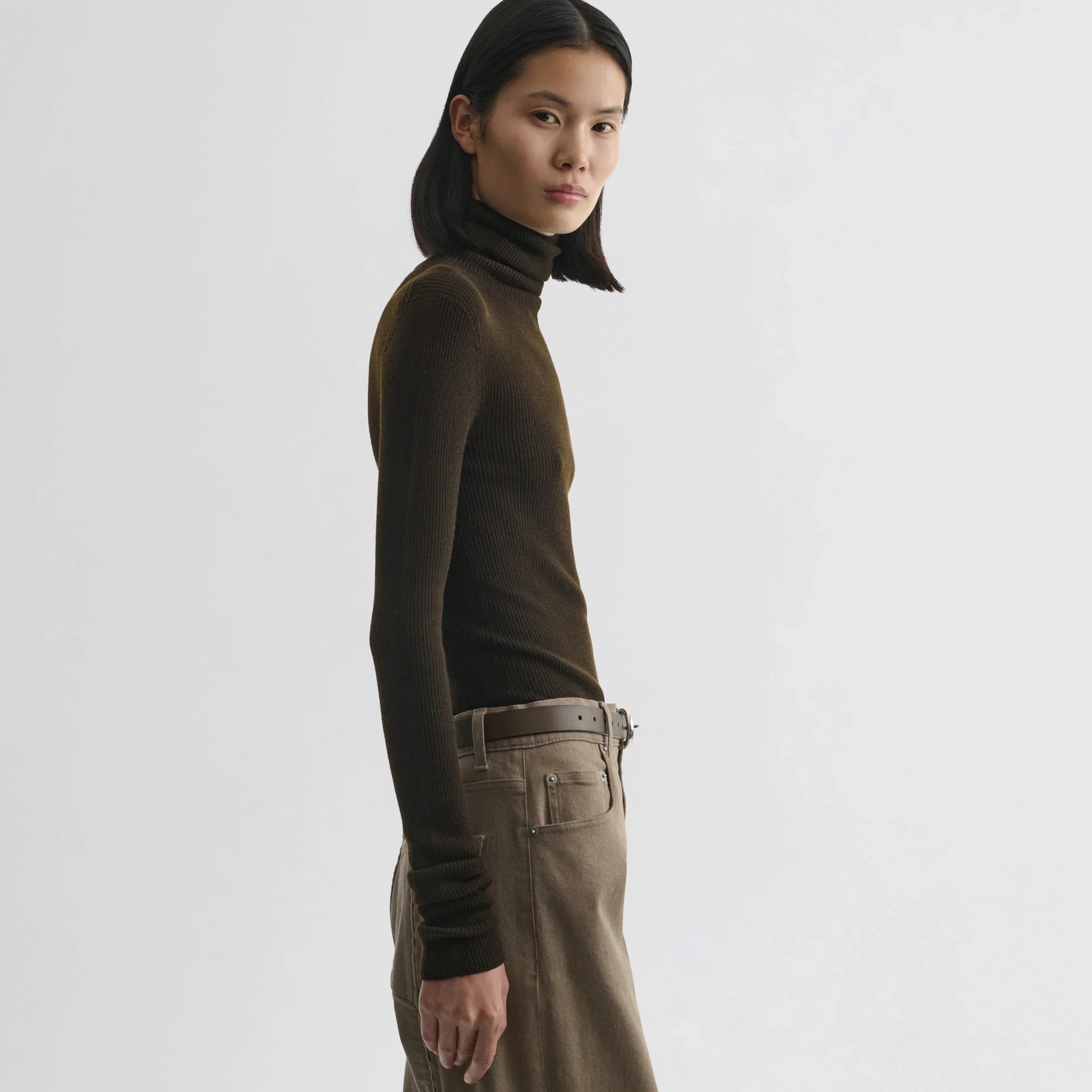 FINE RIB HIGH NECK TOP | dark khaki wool