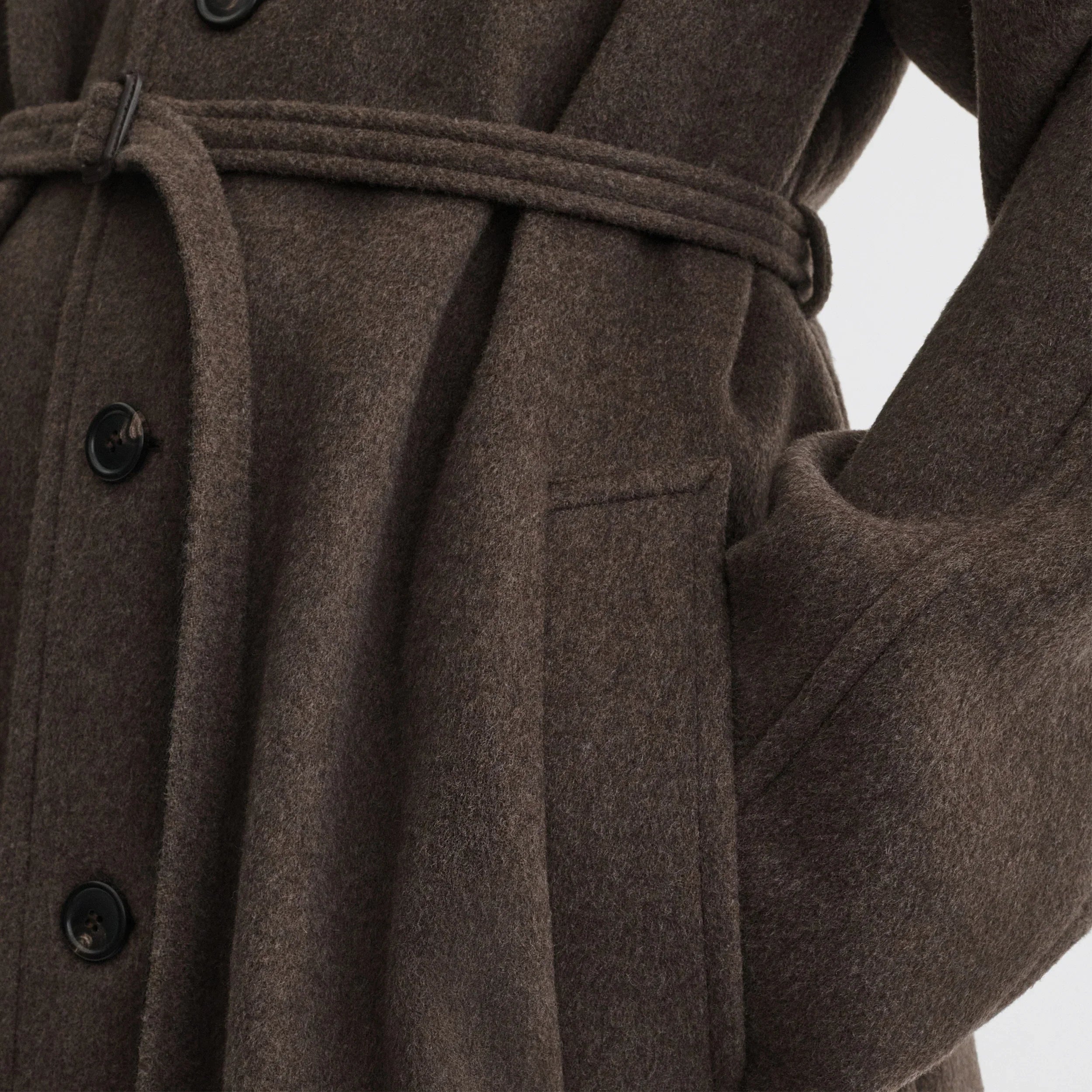 CURVE SHOULDER COAT | brown cashmere