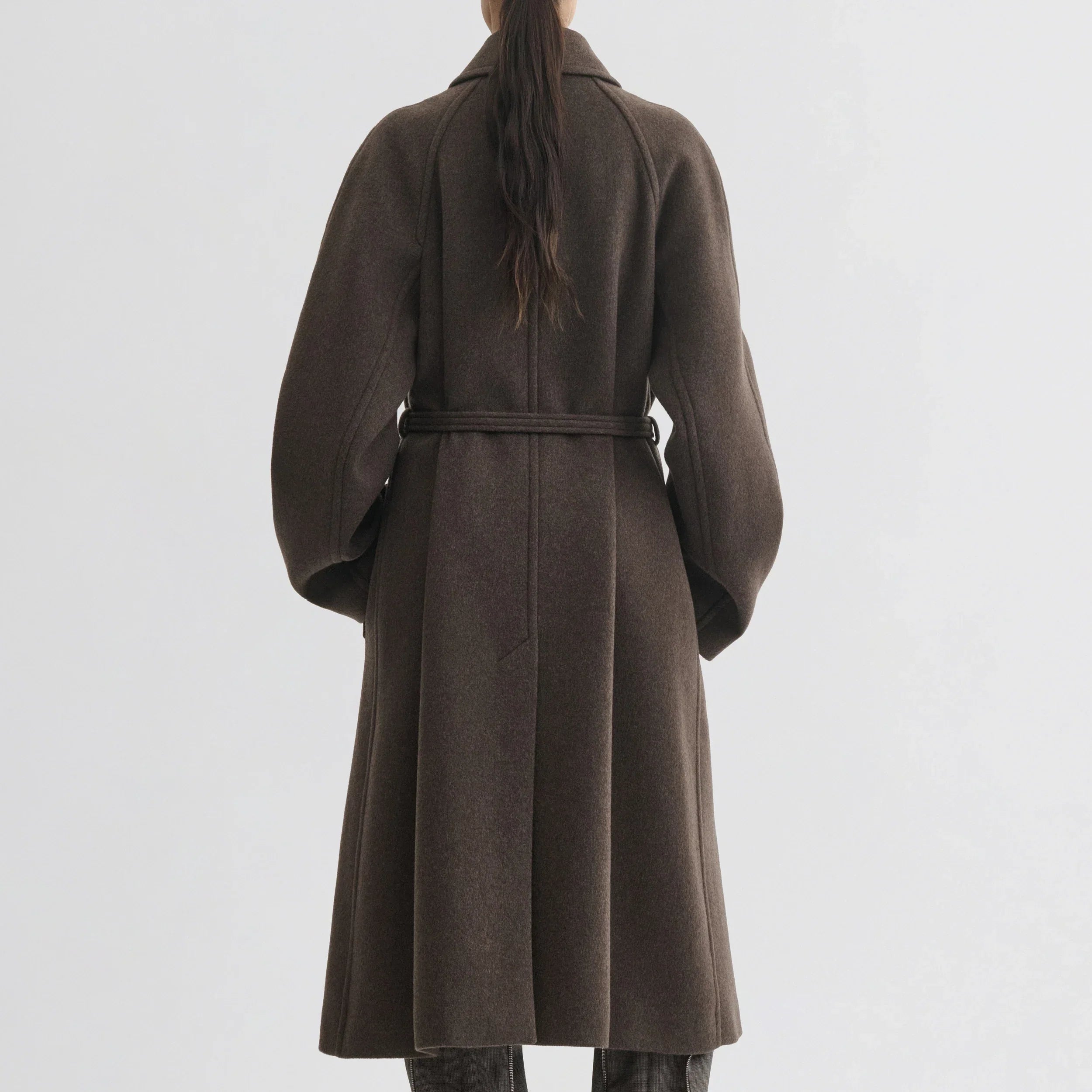 CURVE SHOULDER COAT | brown cashmere