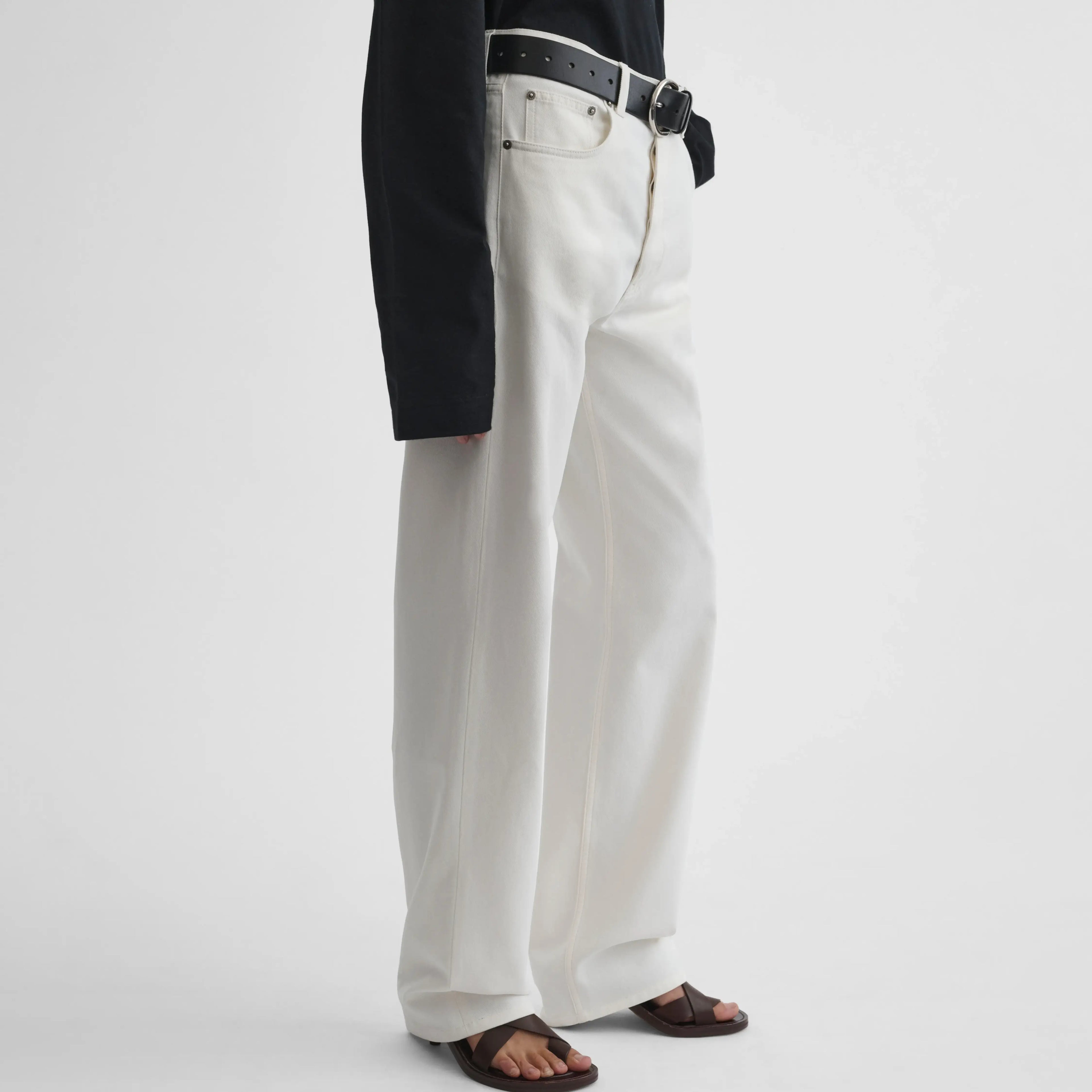 CLASSIC JEANS | plaster white cotton