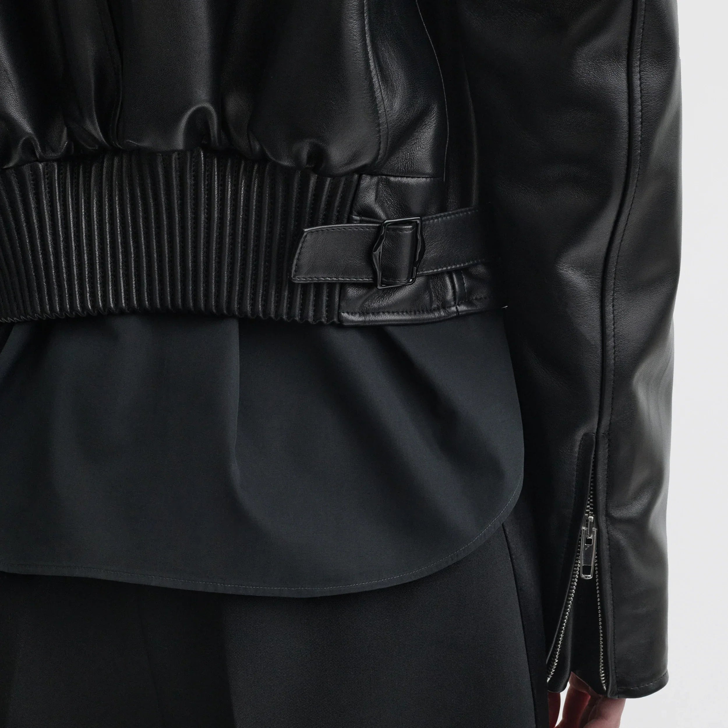 CROPPED AVIATOR JACKET | black leather