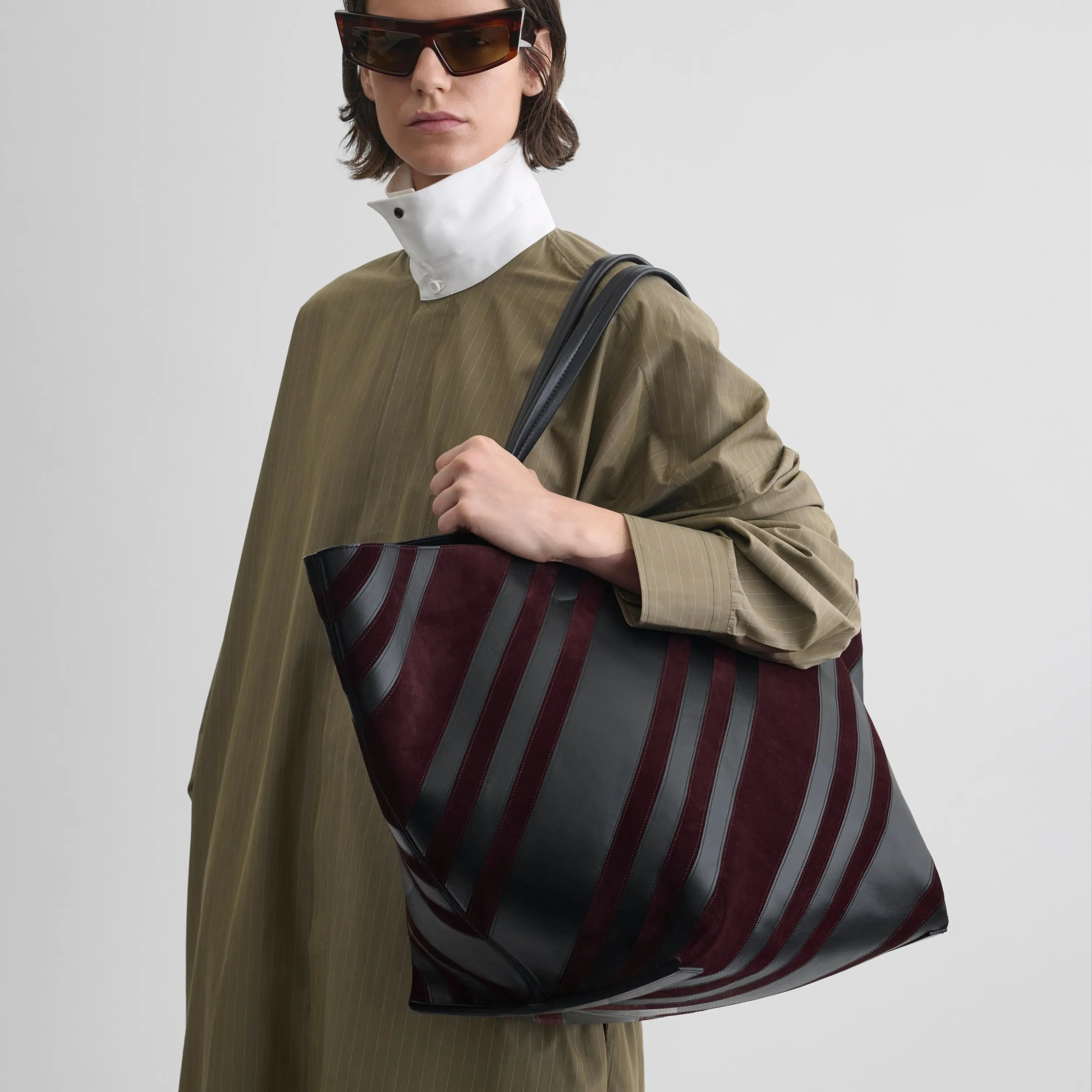 BASKET CABAS | black oxblood leather and suede with silver