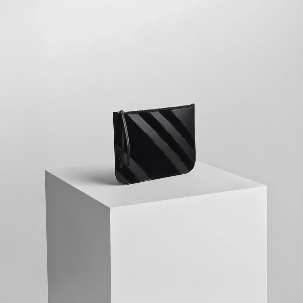 POCKET POUCH | black leather