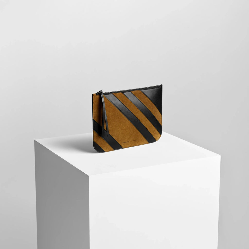 POCKET POUCH | toffee/black leather