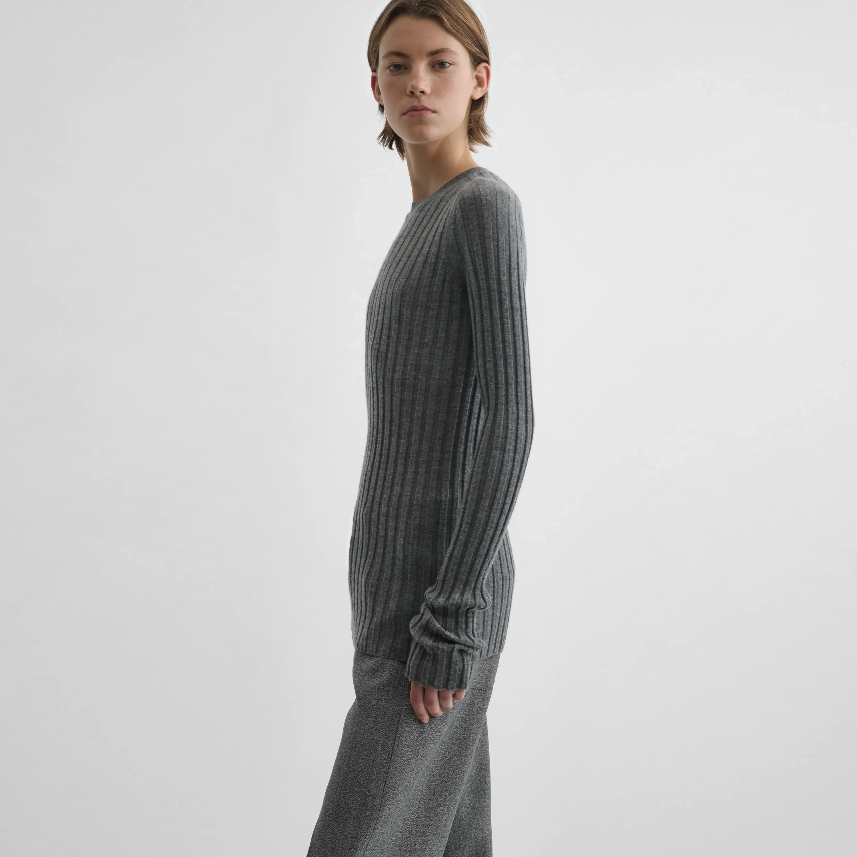 WIDE RIB CREWNECK | grey cashmere