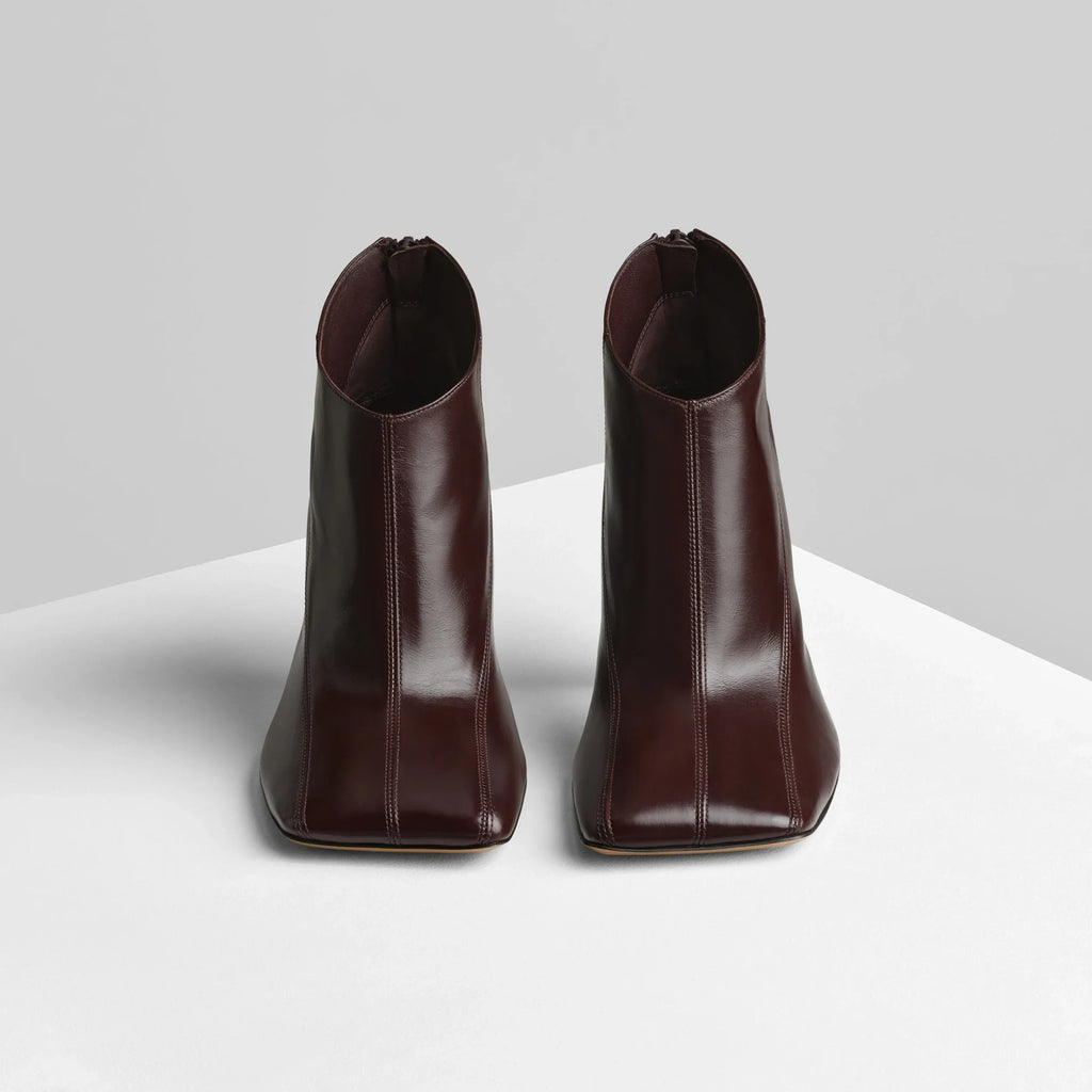 TILT ANKLE BOOT | oxblood leather
