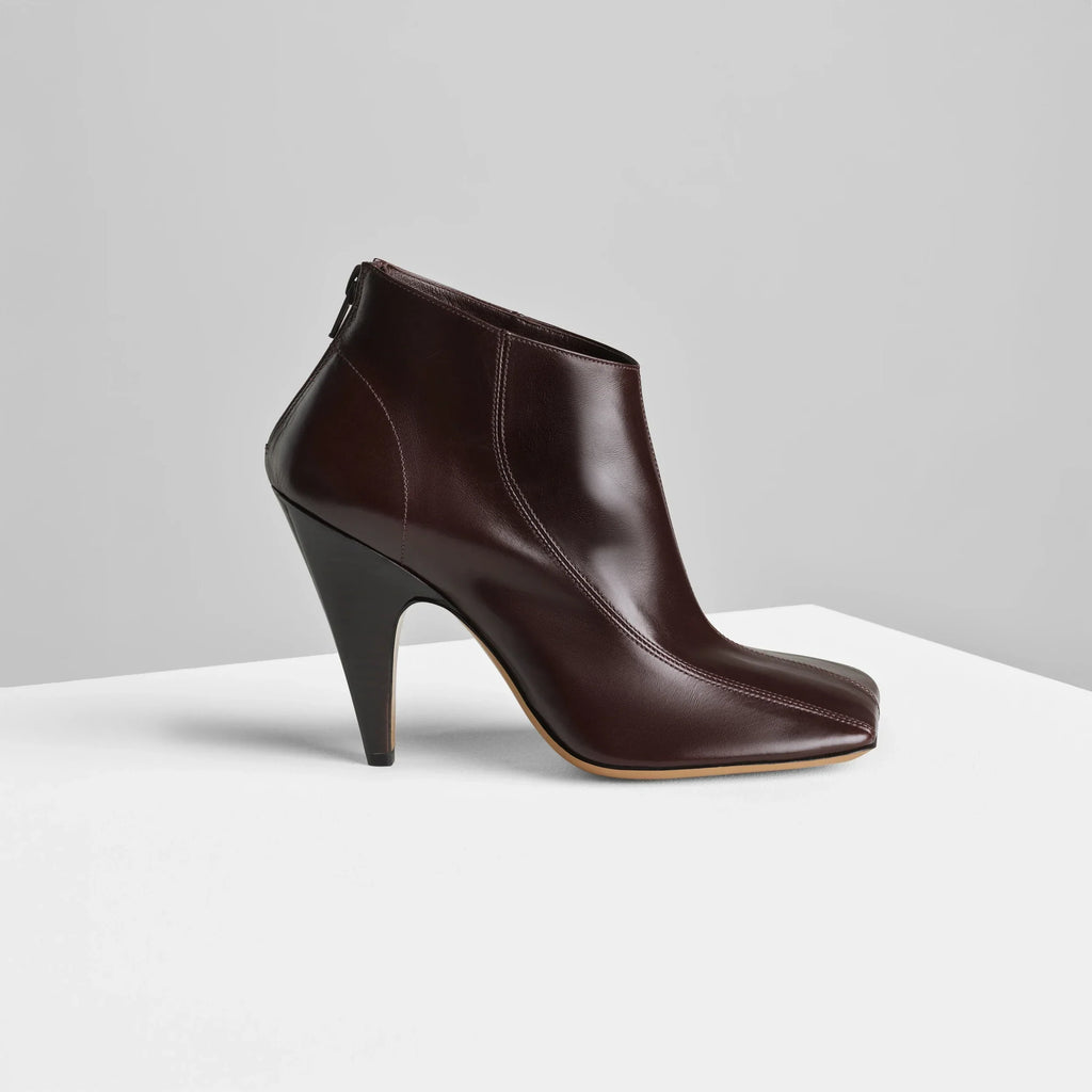 TILT ANKLE BOOT | oxblood leather