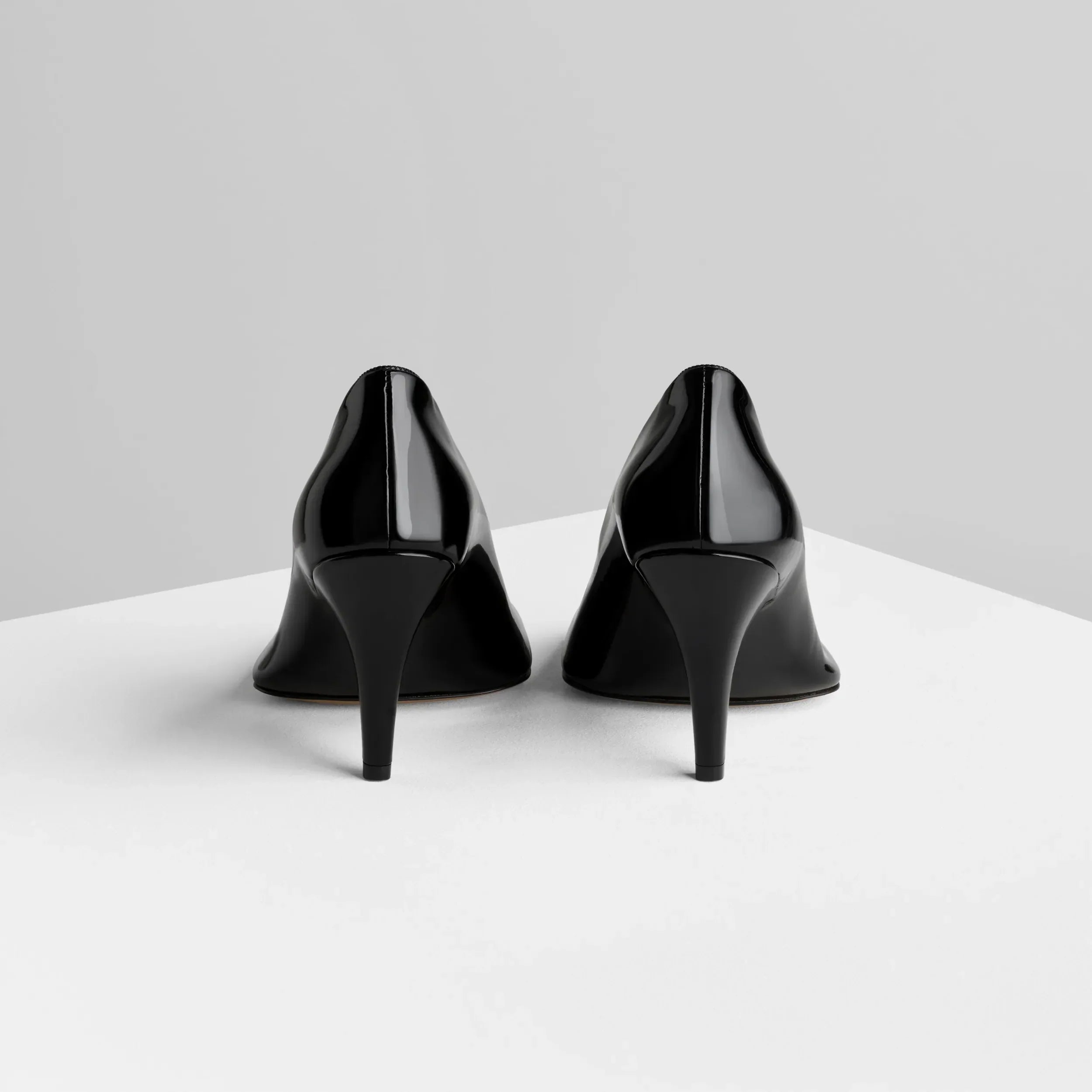 SOFT PUMP 90 | black patent leather