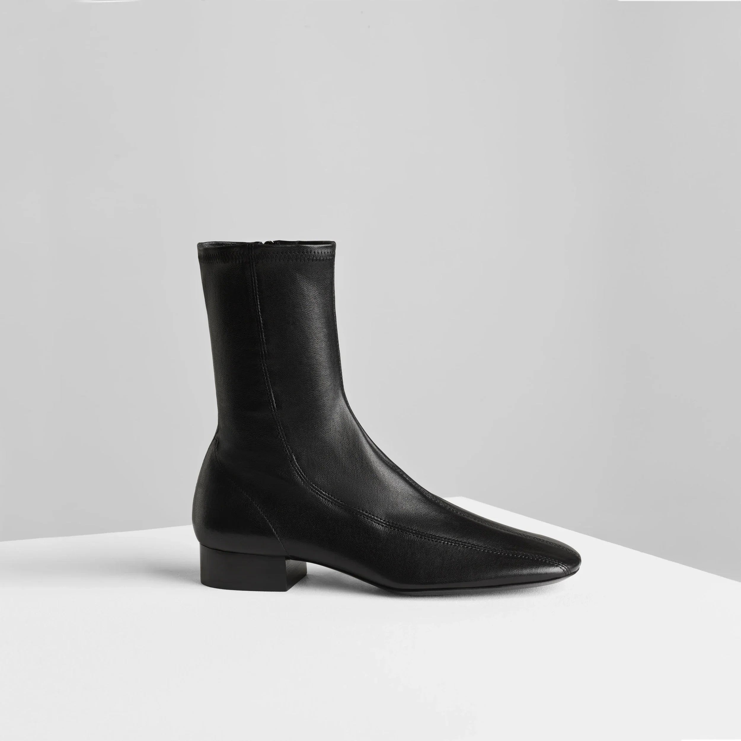 CLUB BOOT 30 | black stretch nappa leather
