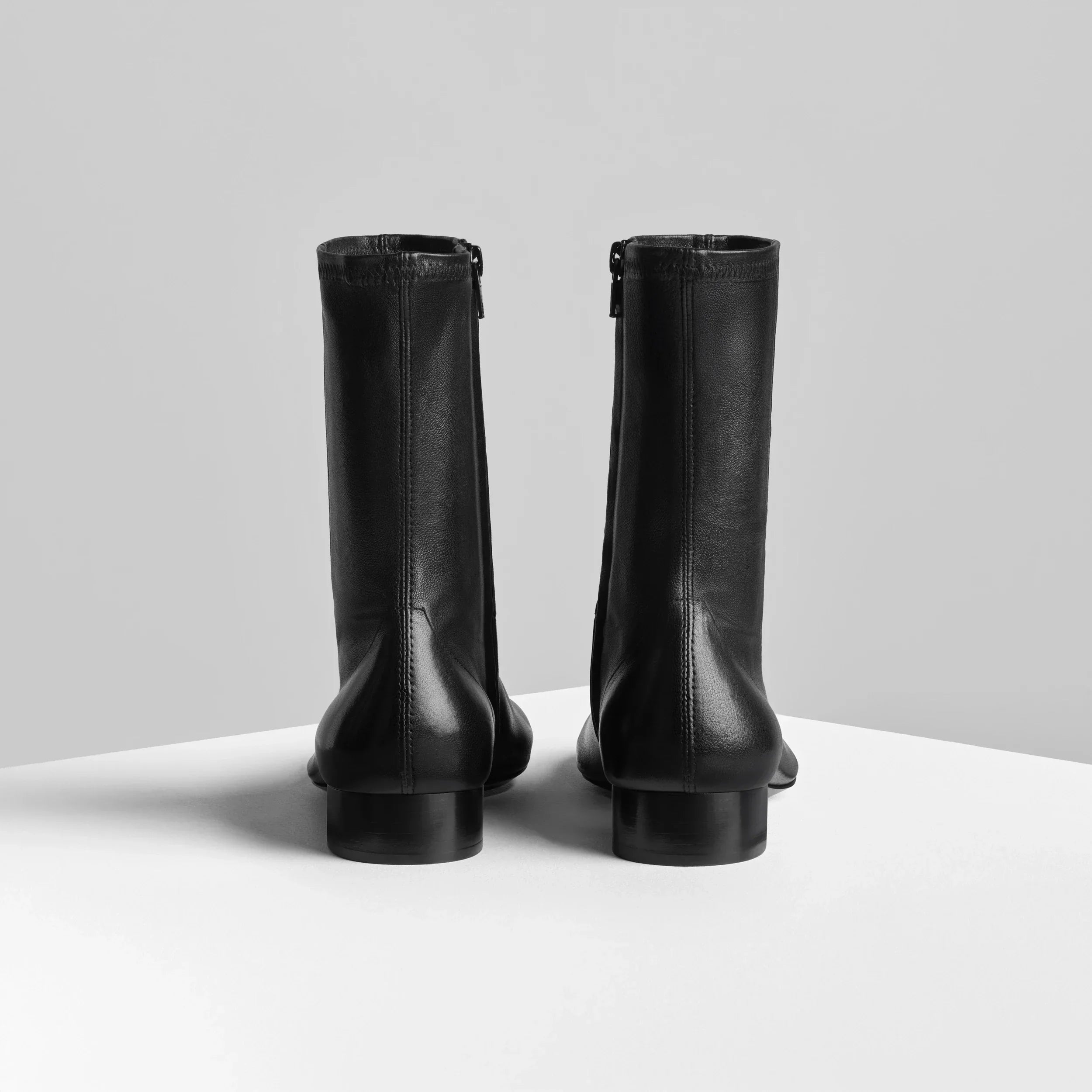 CLUB BOOT 30 | black stretch nappa leather
