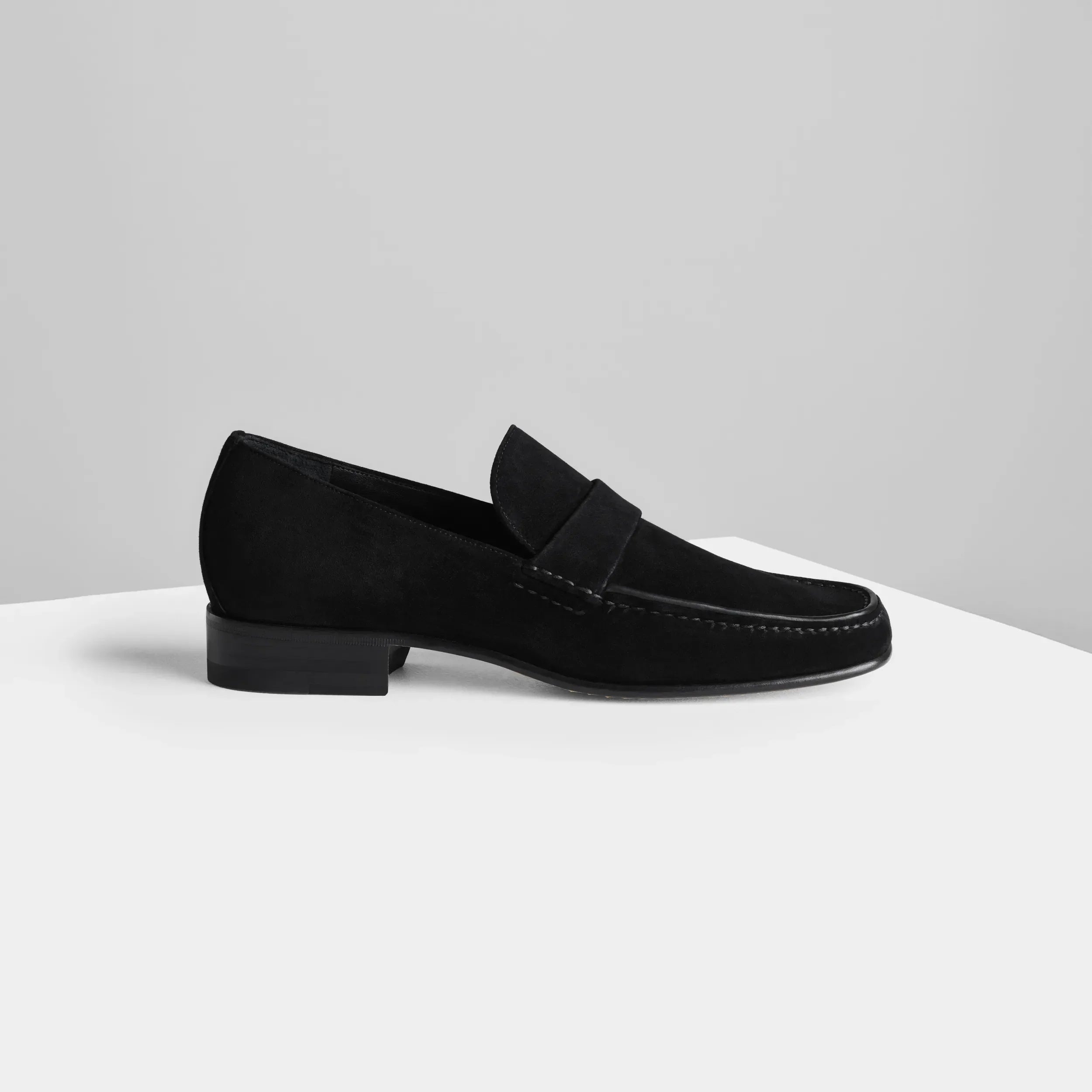 MAN'S LOAFER | black suede leather