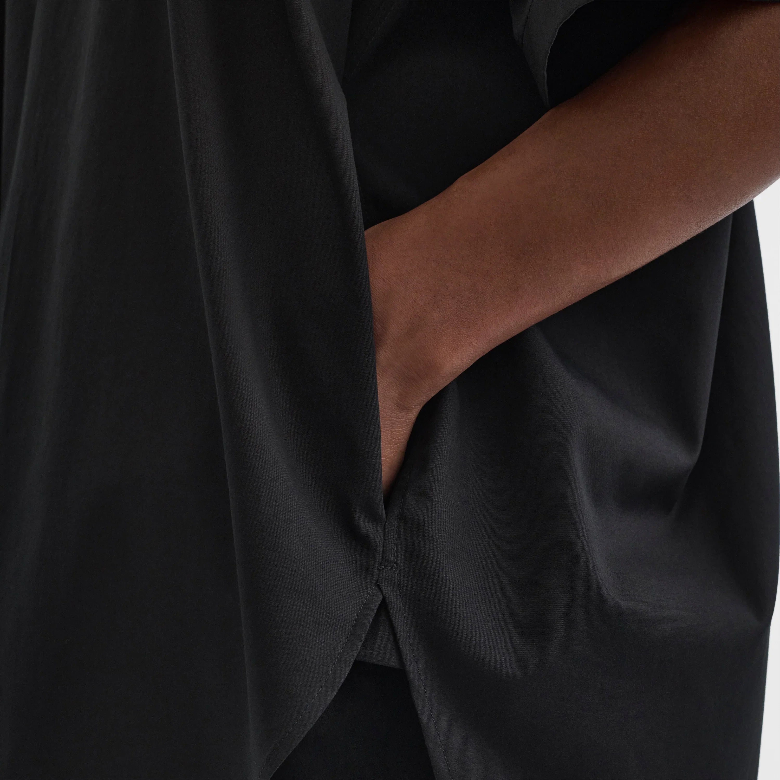 TIE NECK SHORT SLEEVE SHIRT | black cotton