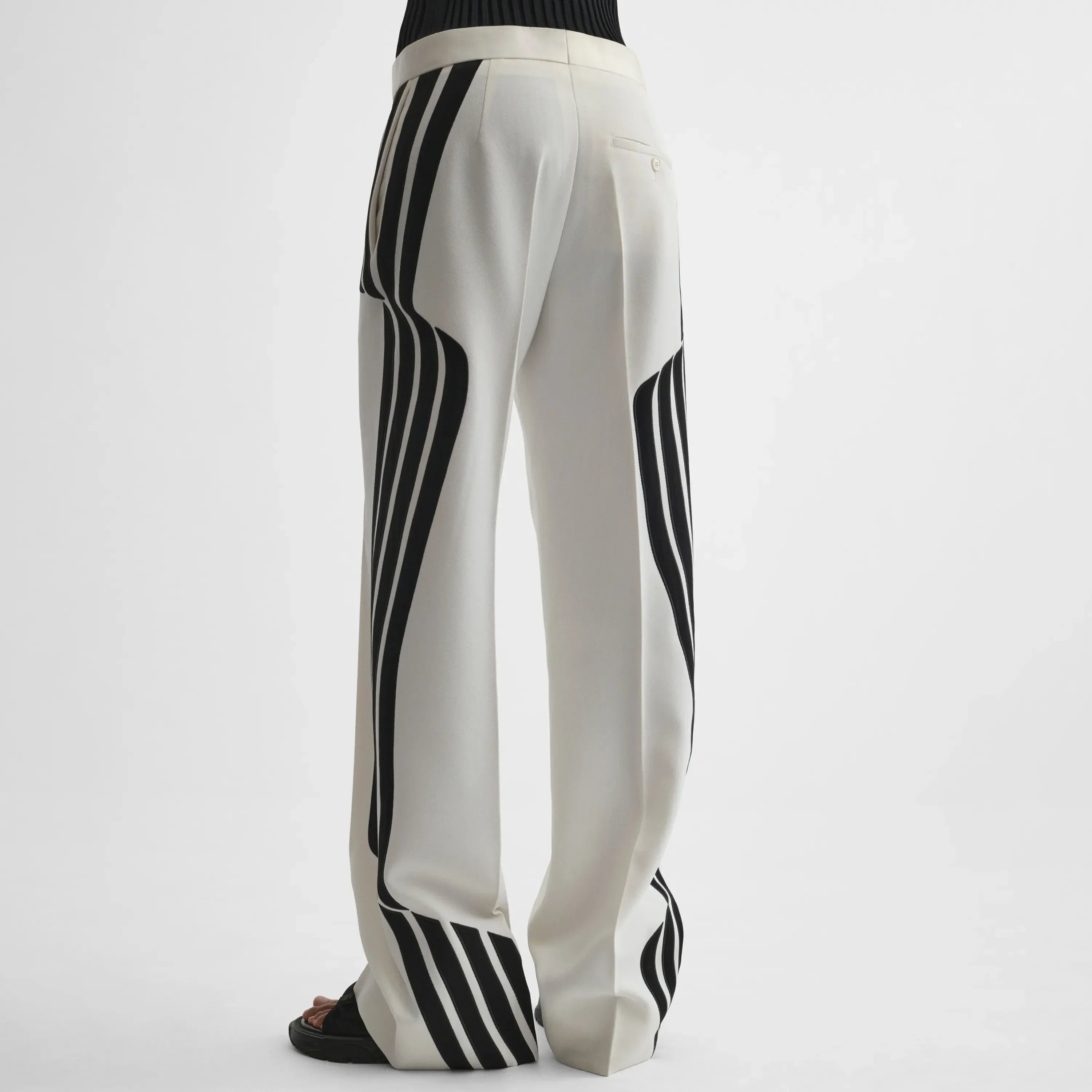 WAVE TROUSERS | black and white technical tailoring