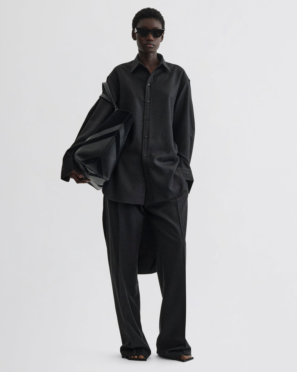 ELONGATED SHIRT | charcoal wool