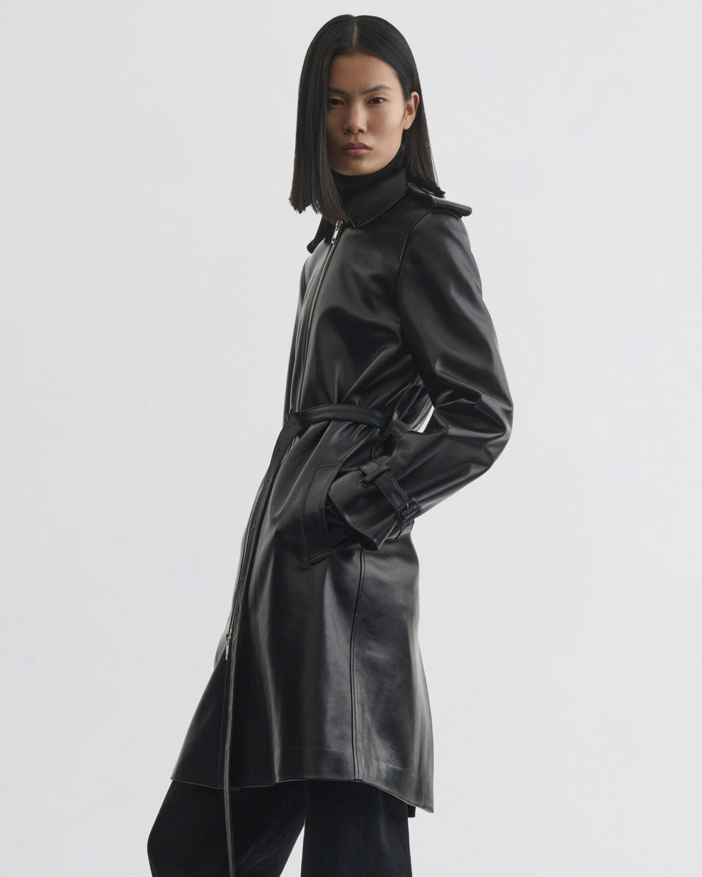 SHORT TRENCH | black leather