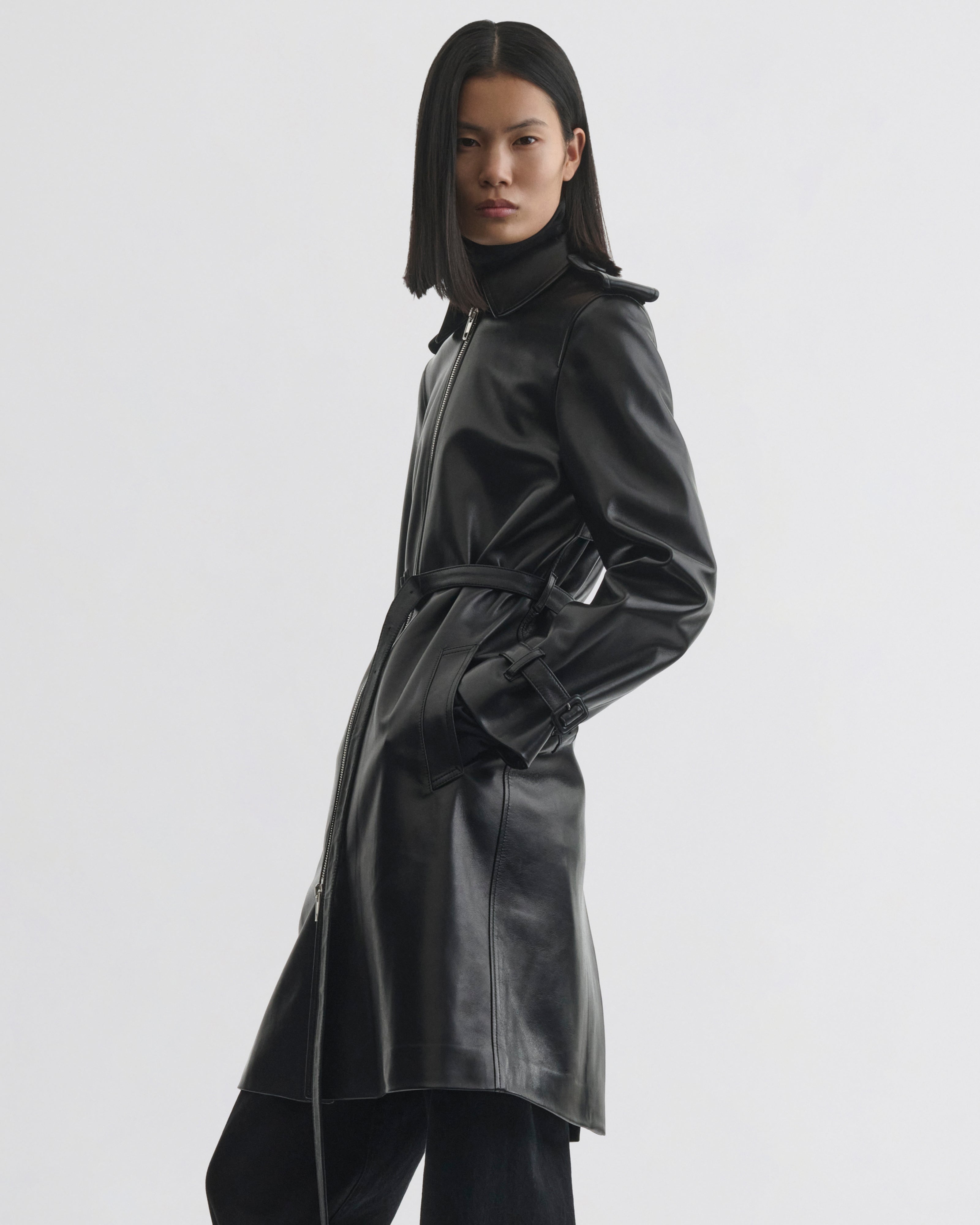 SHORT TRENCH | black leather