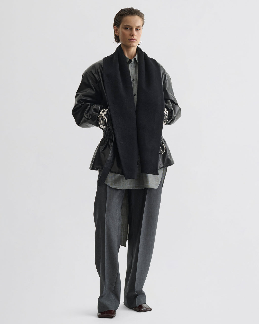 STUD JACKET | black leather